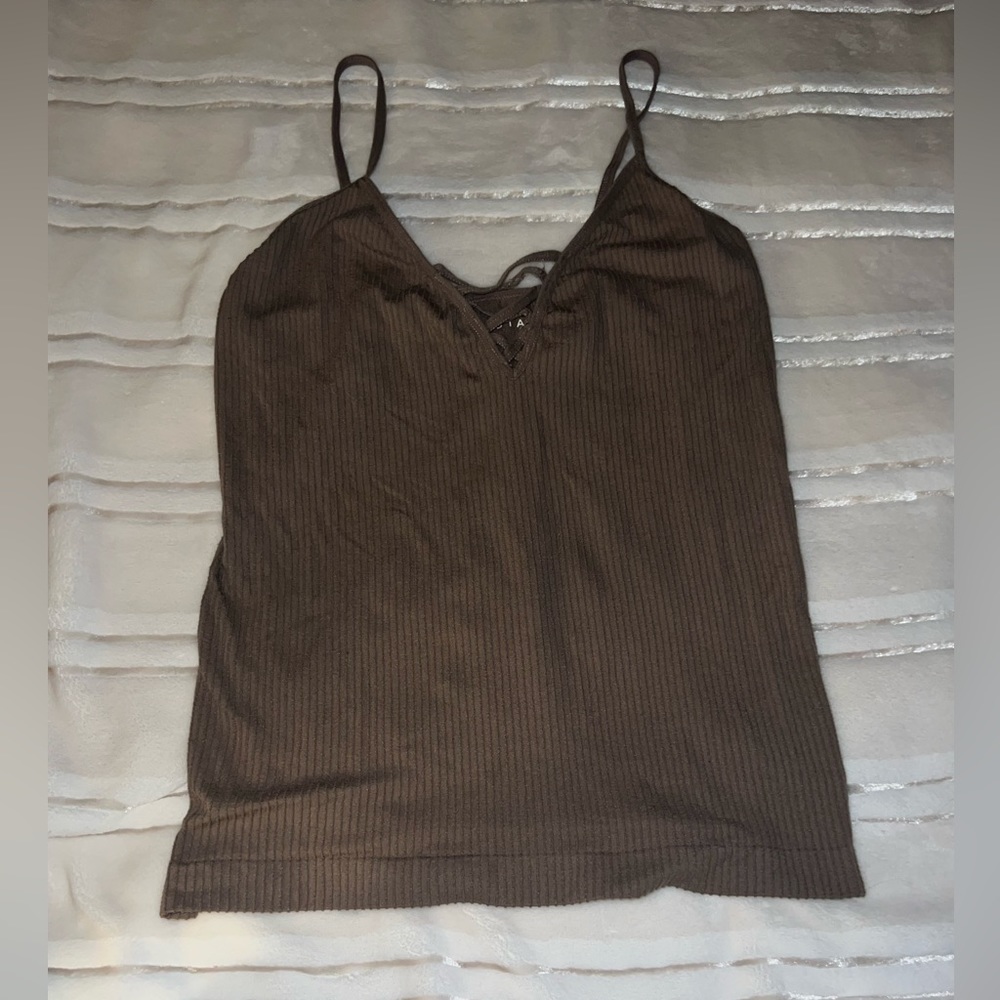 Mauve ribbed, crisscross detail tank top